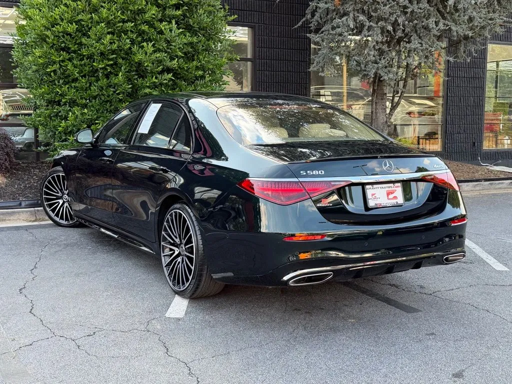 Mercedes-Benz S-Class photo 19