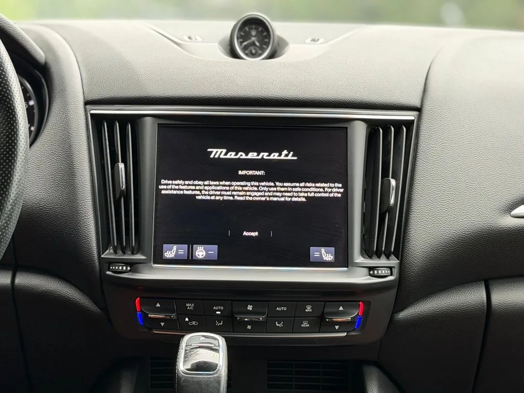 Maserati Levante photo 48
