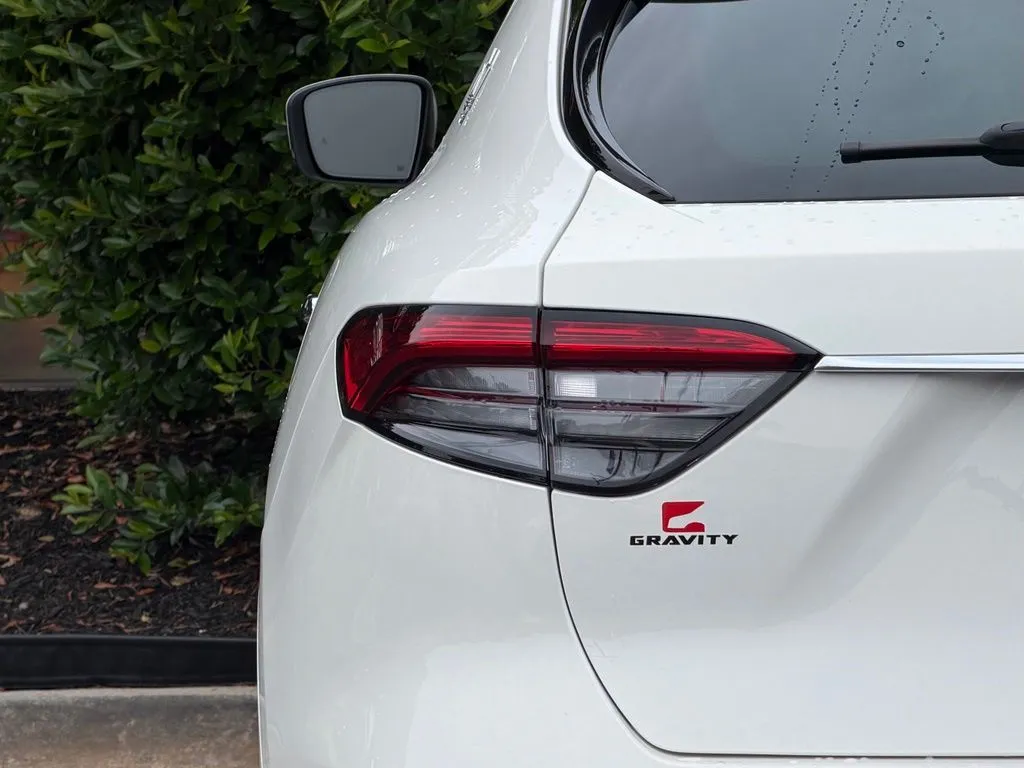 Maserati Levante photo 15