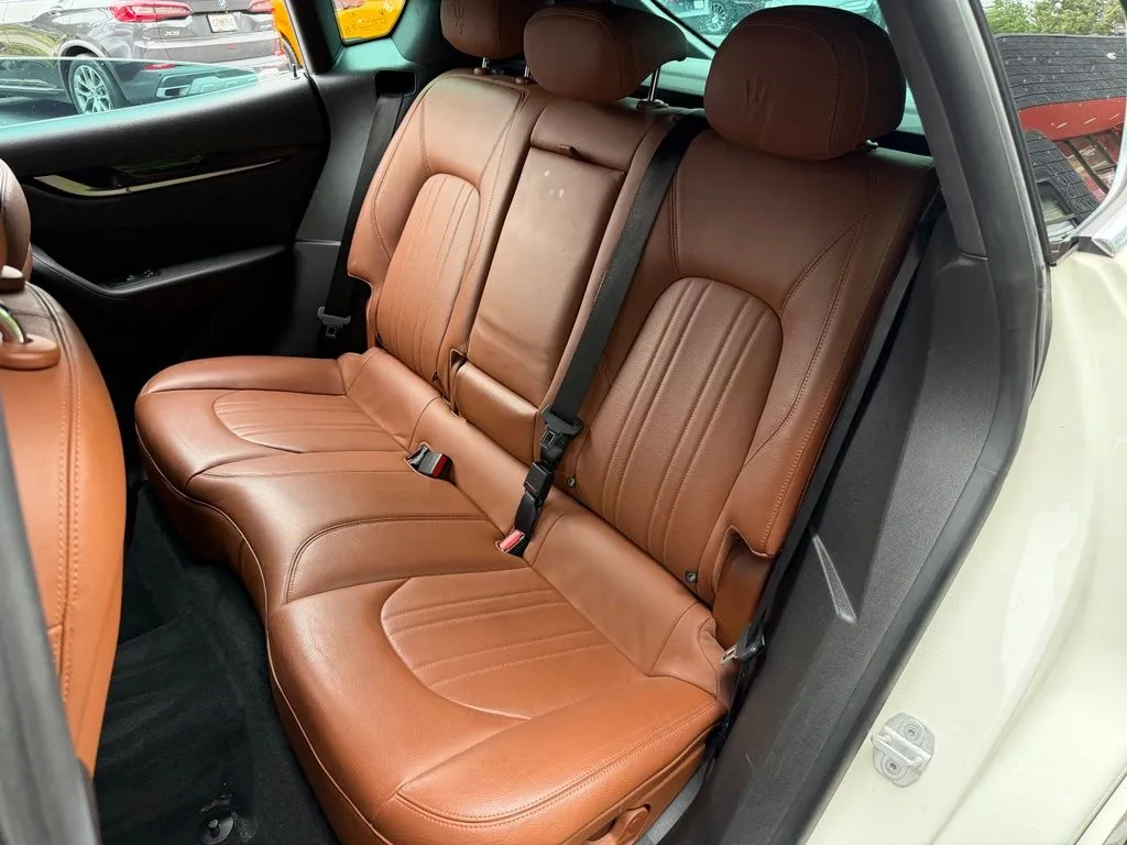 Maserati Levante photo 32