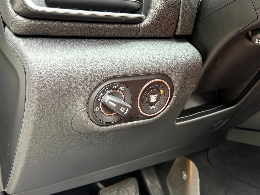 Maserati Levante photo 28