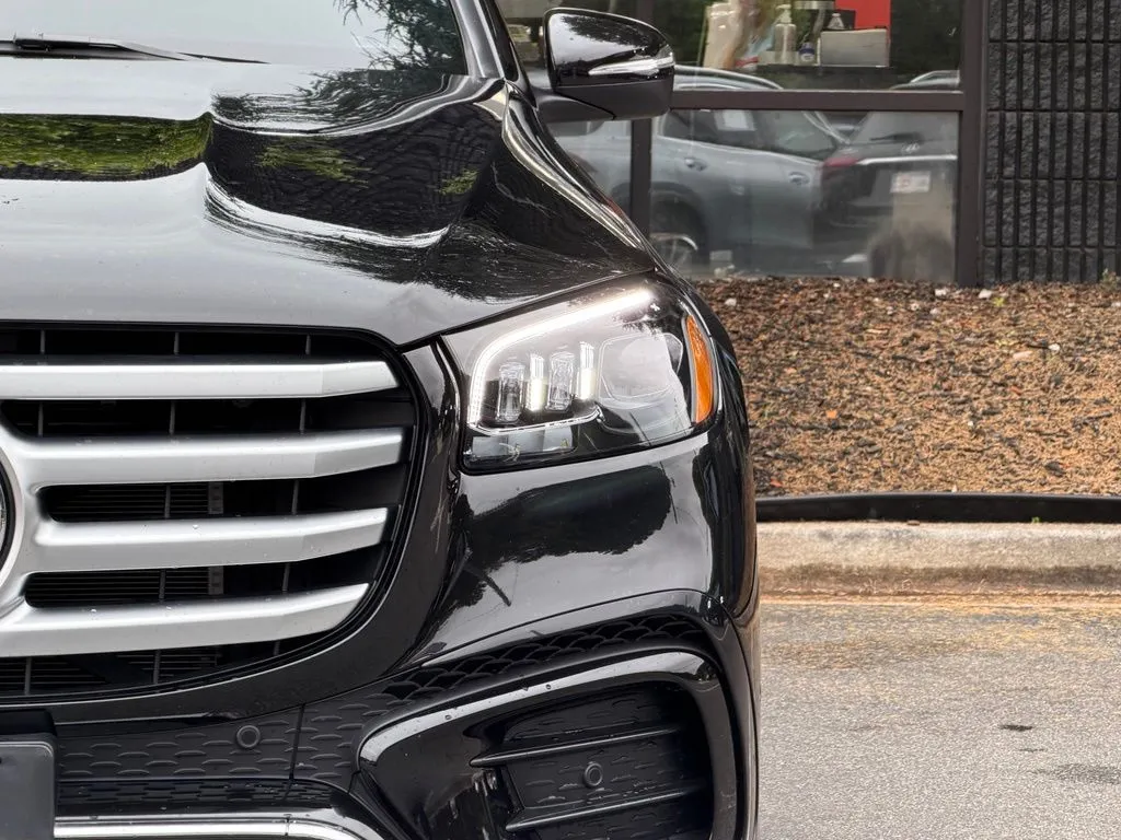 Mercedes-Benz GLS photo 5