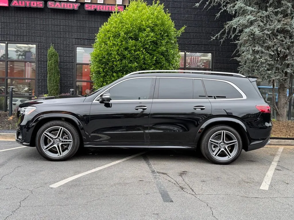 Mercedes-Benz GLS photo 9