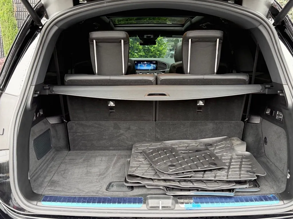 Mercedes-Benz GLS photo 18