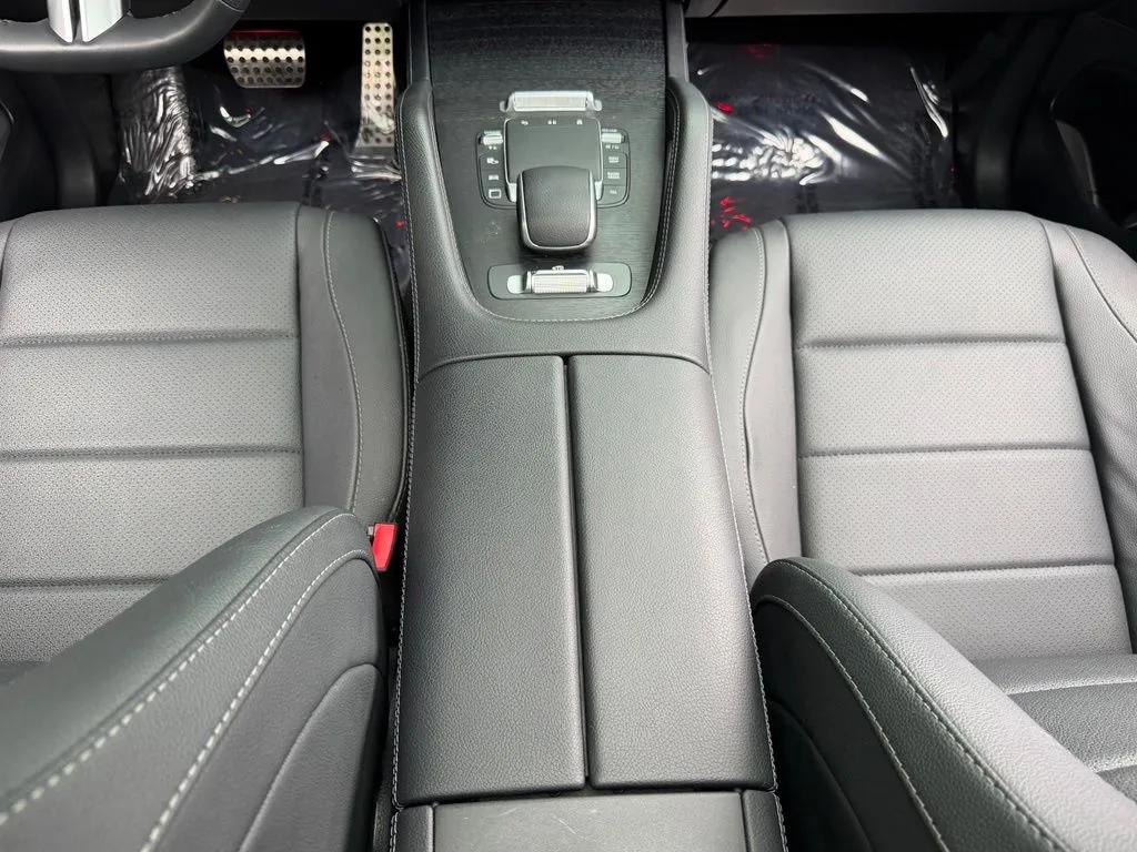 Mercedes-Benz GLS photo 48
