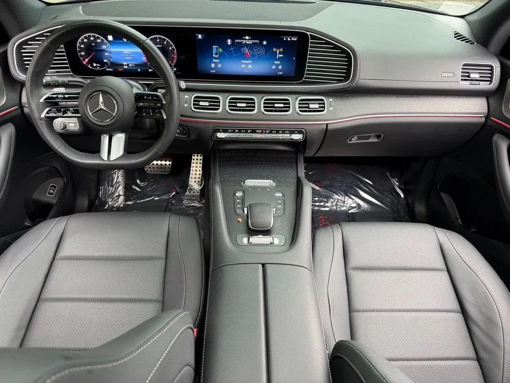Mercedes-Benz GLS photo 40