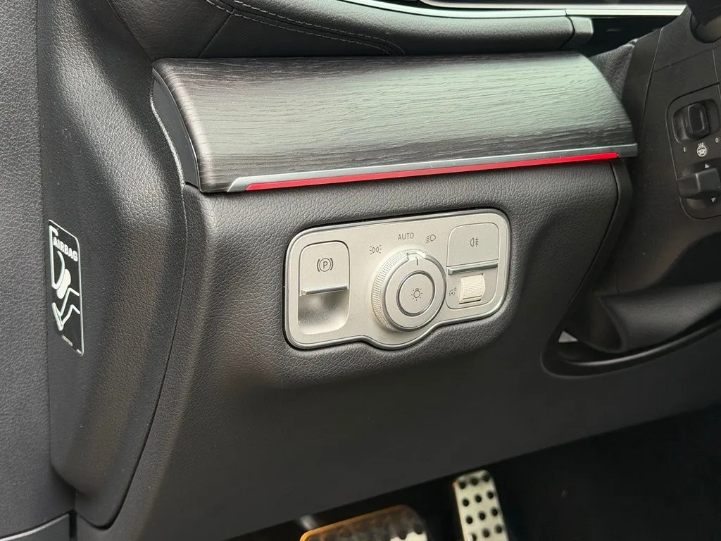 Mercedes-Benz GLS photo 27