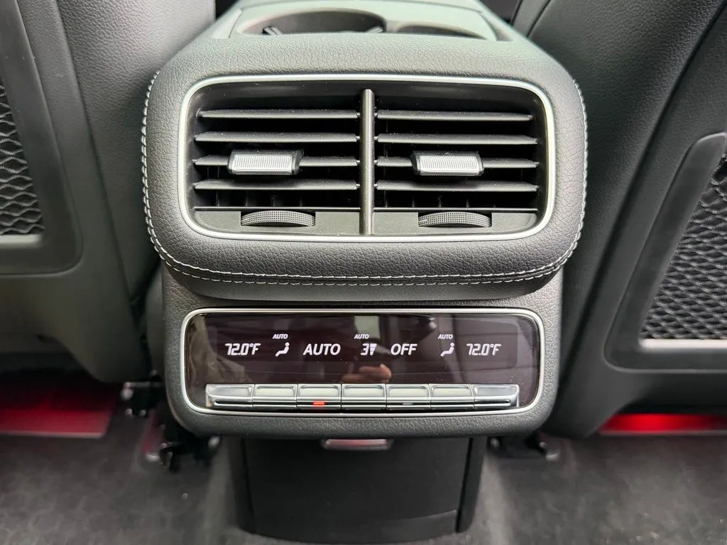 Mercedes-Benz GLS photo 50