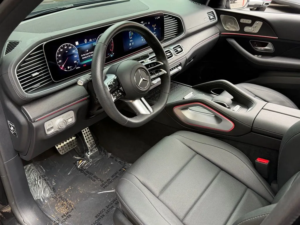 Mercedes-Benz GLS photo 24