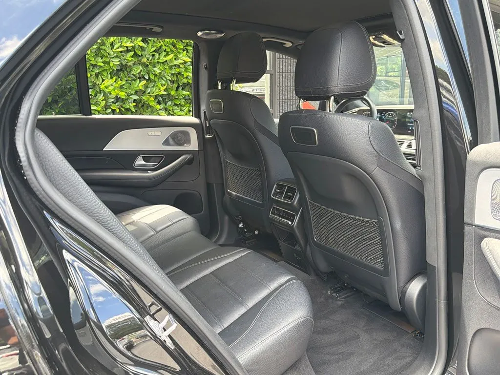 Mercedes-Benz GLE photo 37