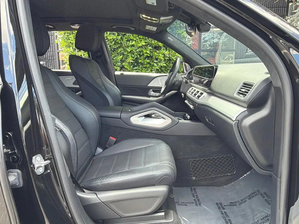 Mercedes-Benz GLE photo 33