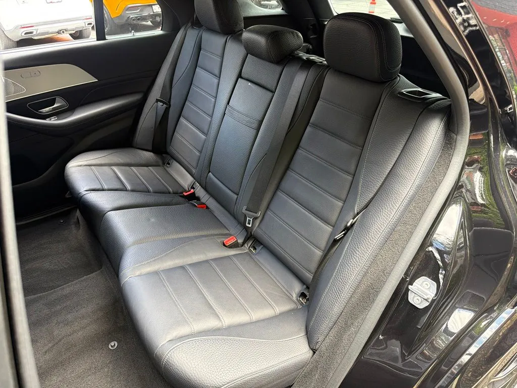 Mercedes-Benz GLE photo 31