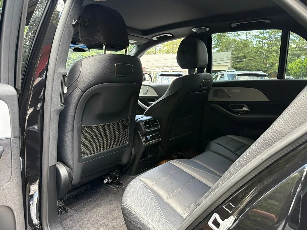 Mercedes-Benz GLE photo 30