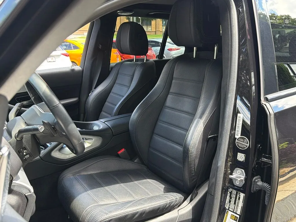 Mercedes-Benz GLE photo 26