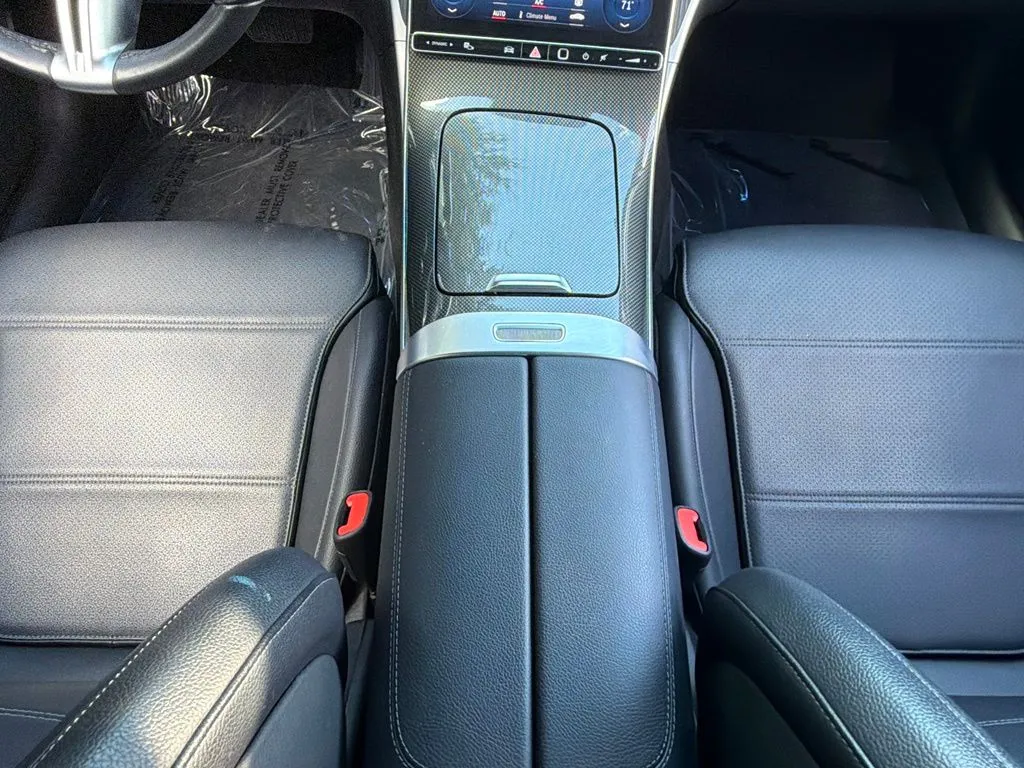 Mercedes-Benz C-Class photo 47