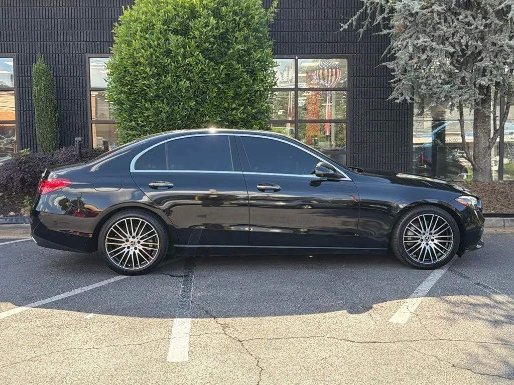 Mercedes-Benz C-Class photo 21