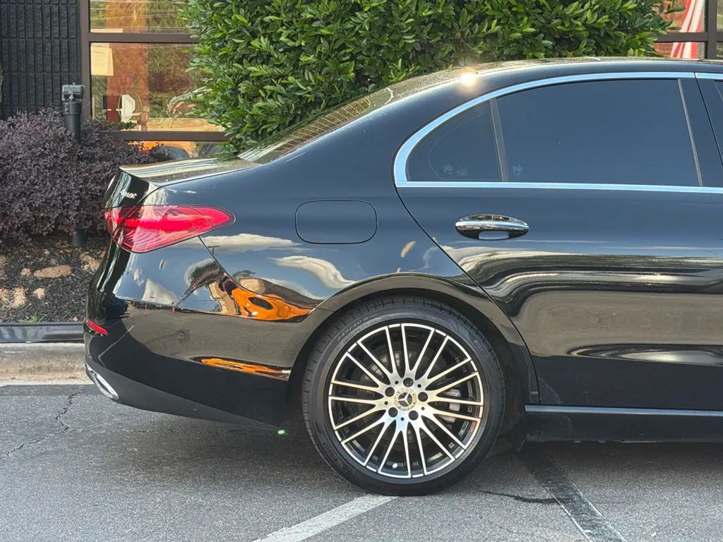 Mercedes-Benz C-Class photo 22