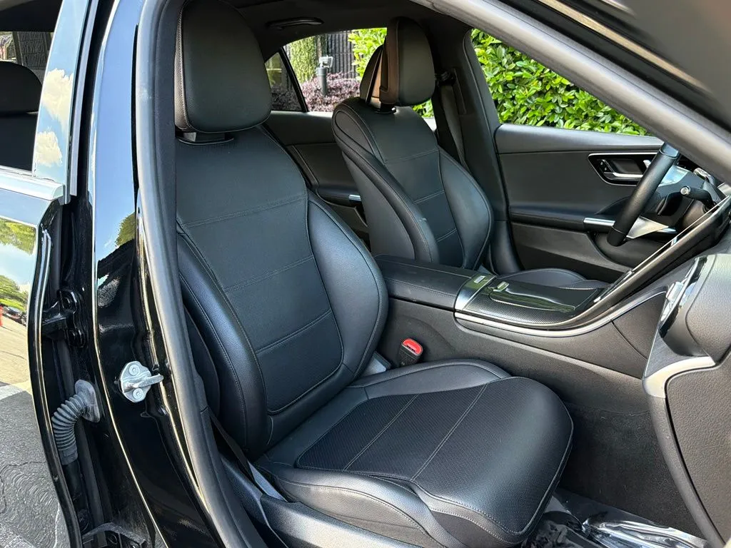 Mercedes-Benz C-Class photo 34