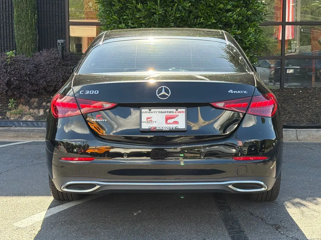 Mercedes-Benz C-Class photo 14
