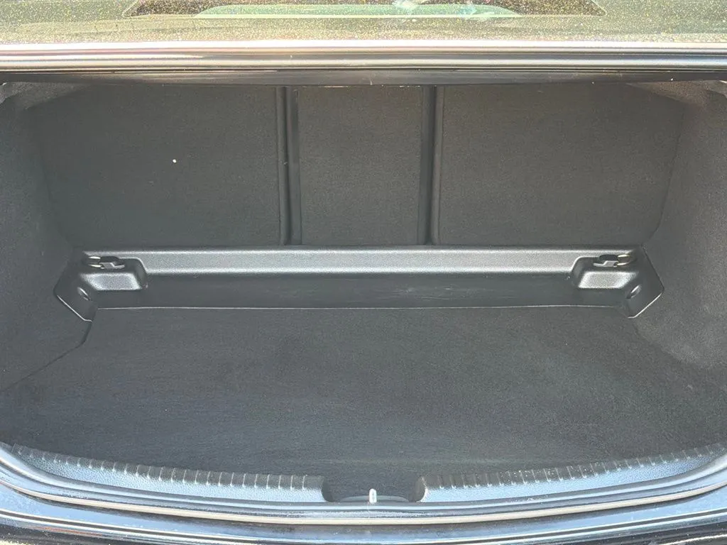 Mercedes-Benz C-Class photo 18
