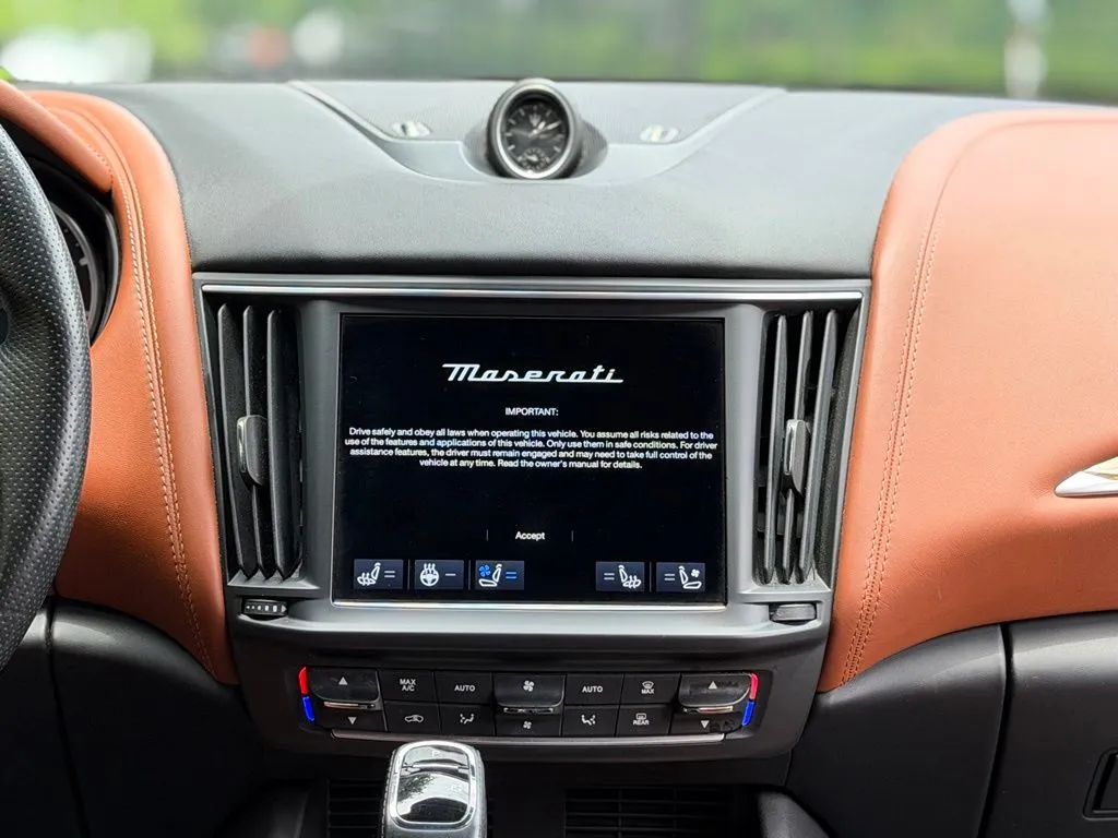 Maserati Levante photo 48