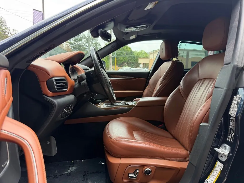 Maserati Levante photo 25