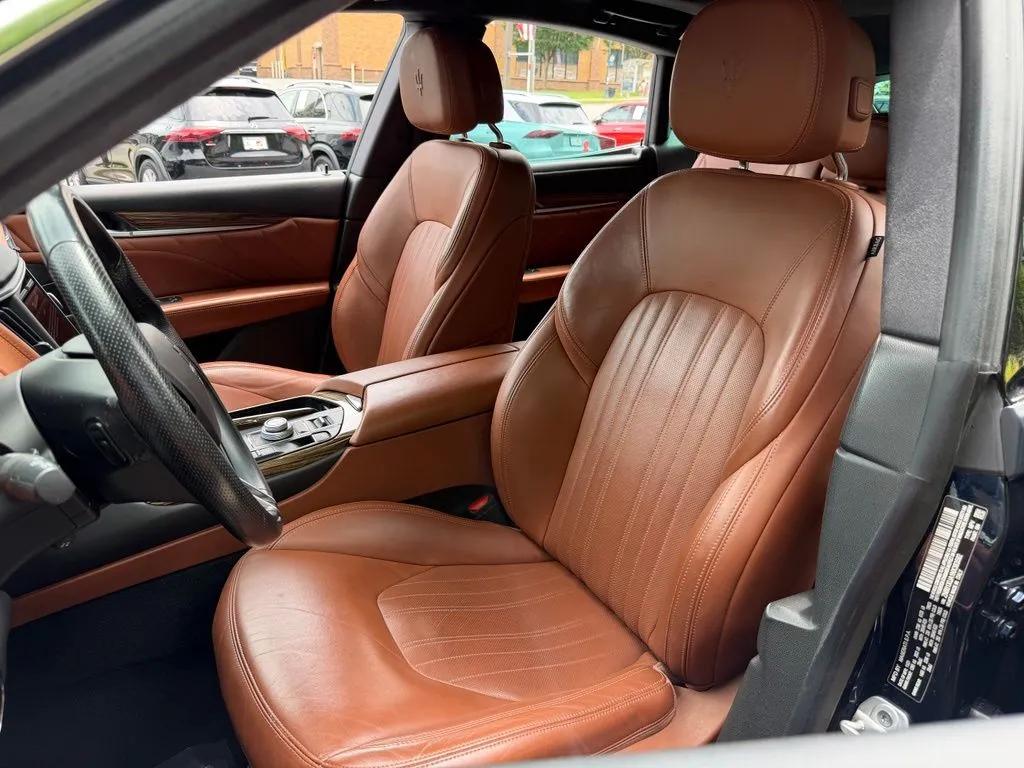 Maserati Levante photo 26