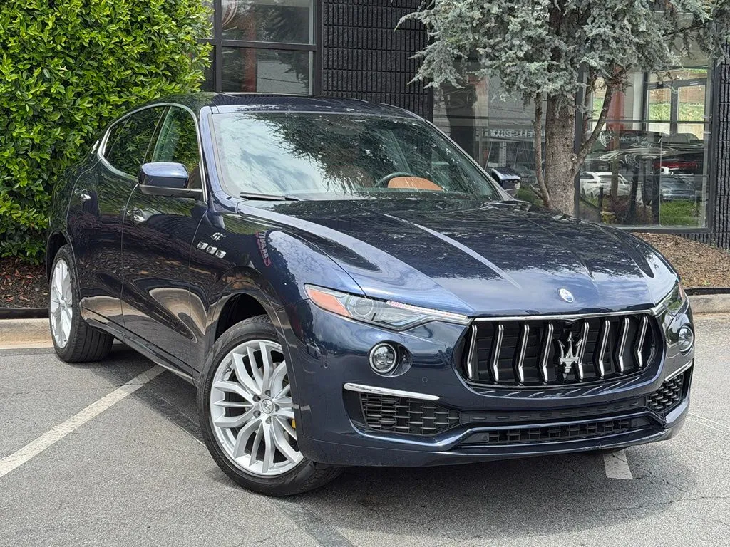 Maserati Levante photo 7
