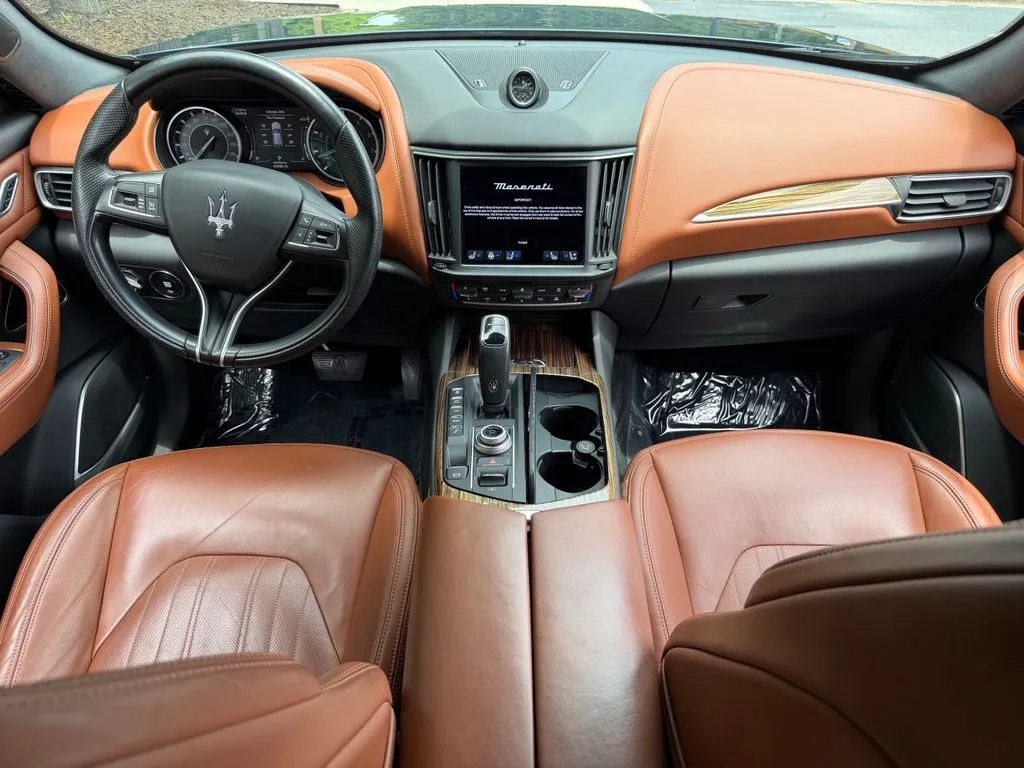 Maserati Levante photo 41