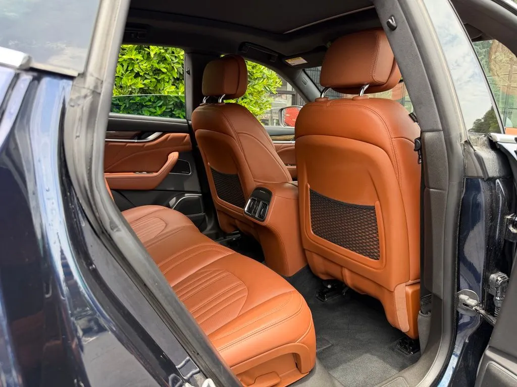 Maserati Levante photo 39