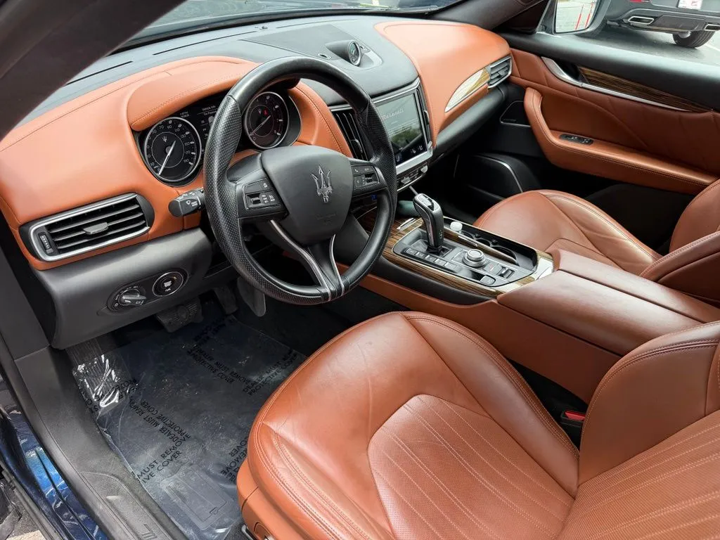 Maserati Levante photo 24