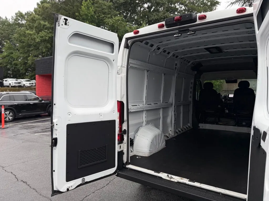 Ram ProMaster 2500 photo 17