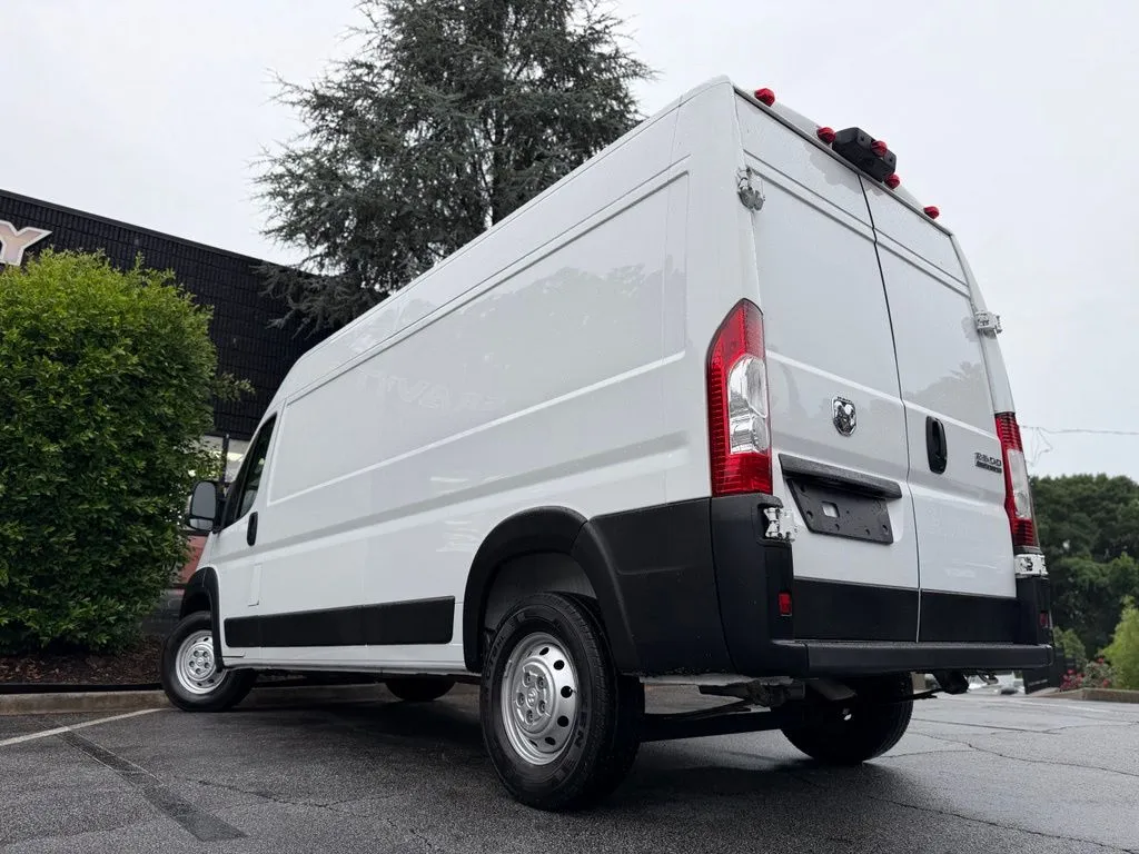 Ram ProMaster 2500 photo 22