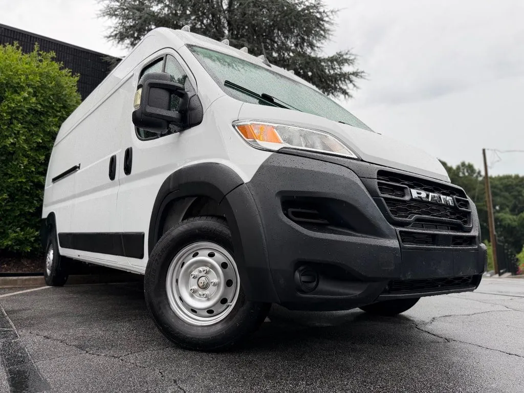 Ram ProMaster 2500 photo 8