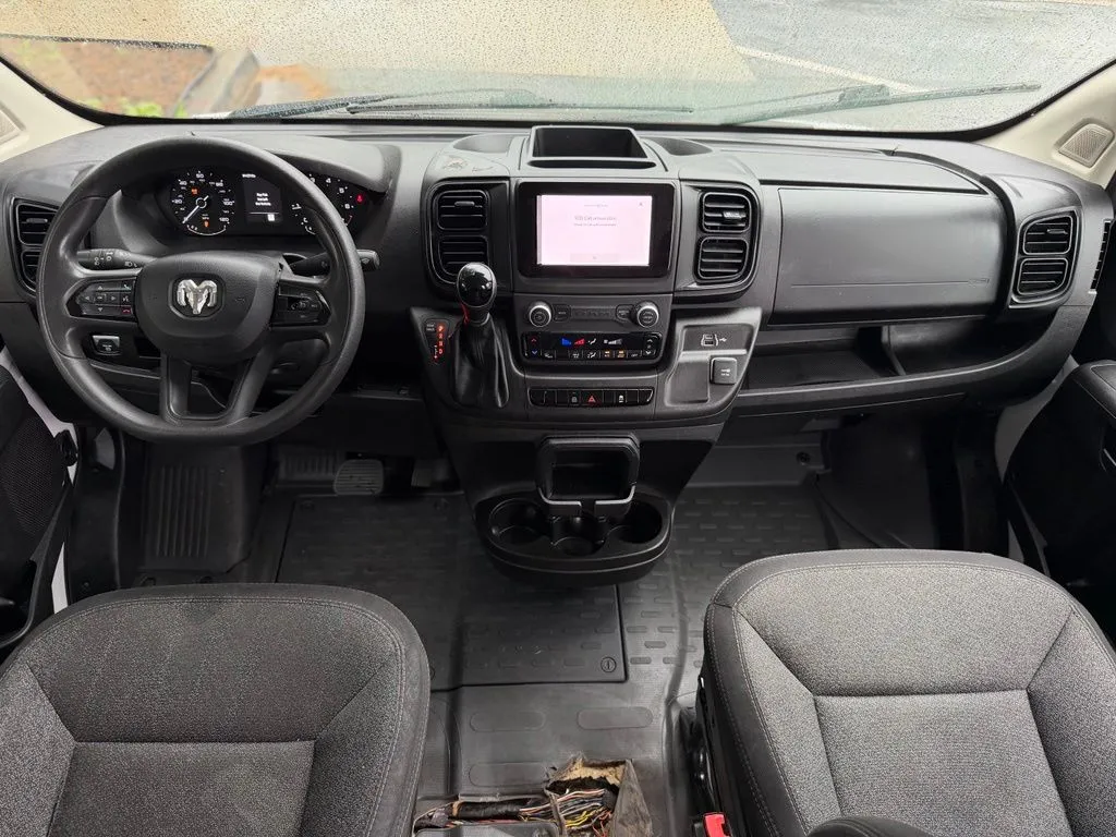Ram ProMaster 2500 photo 34