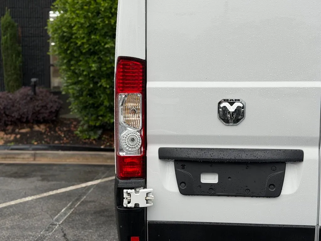 Ram ProMaster 2500 photo 15