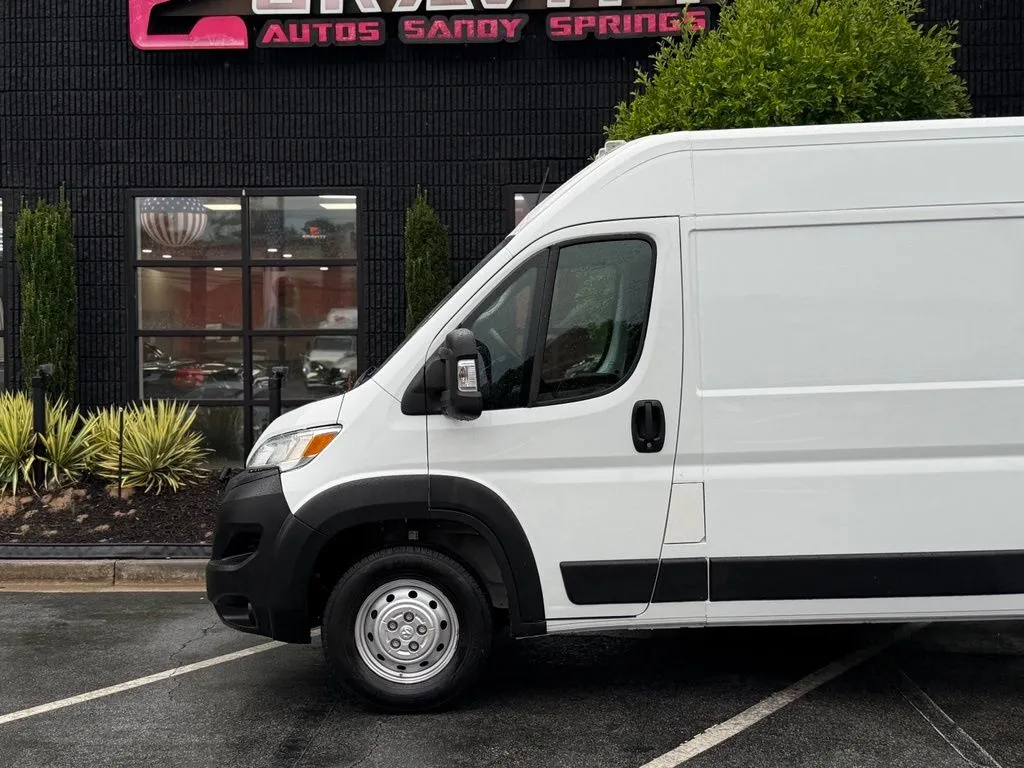 Ram ProMaster 2500 photo 10