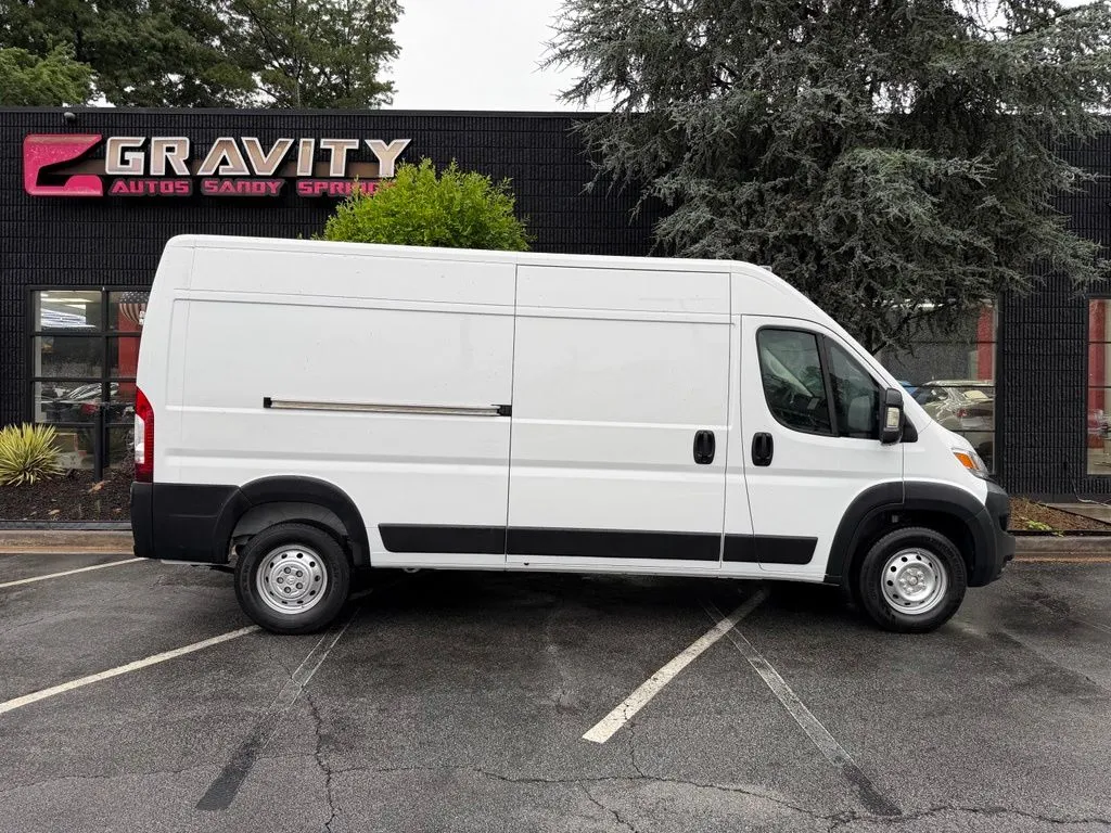 Ram ProMaster 2500 photo 23