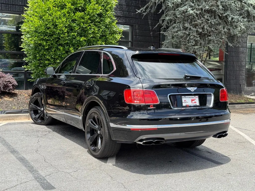 Bentley Bentayga photo 19