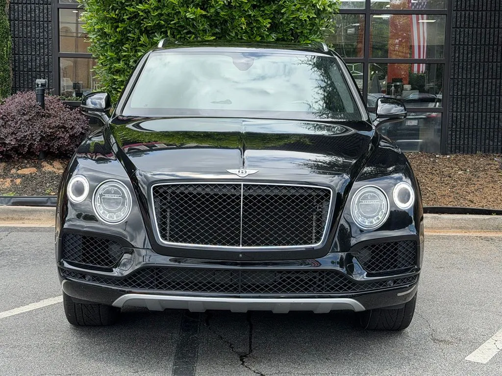Bentley Bentayga photo 3