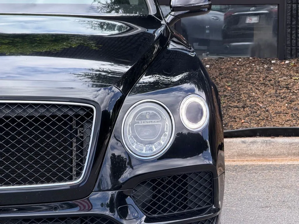 Bentley Bentayga photo 5