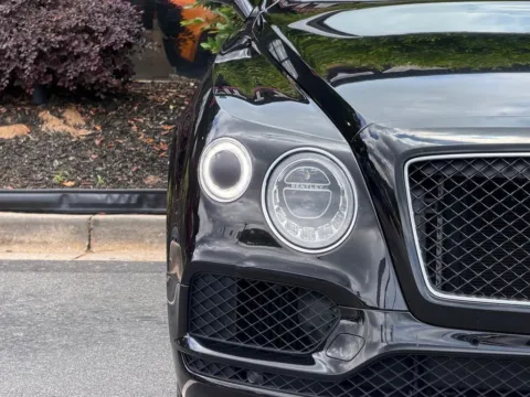 More photos of 2019 Bentley Bentayga V8 at Gravity Autos Sandy Springs, GA