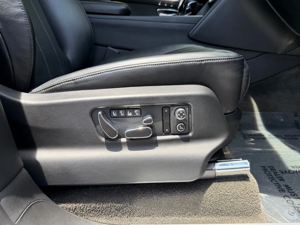 Bentley Bentayga photo 36