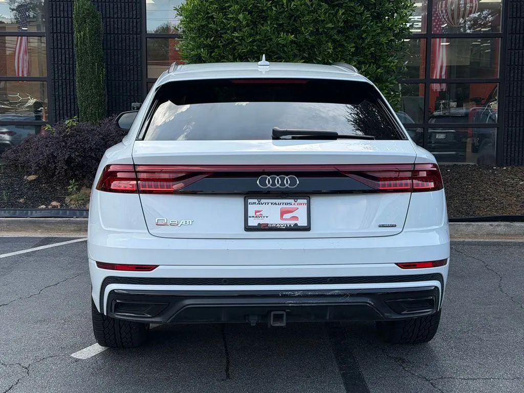 Audi Q8 photo 14