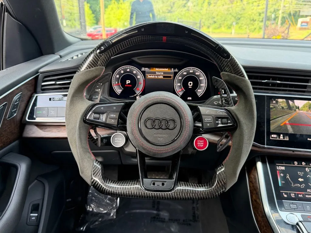 Audi Q8 photo 44