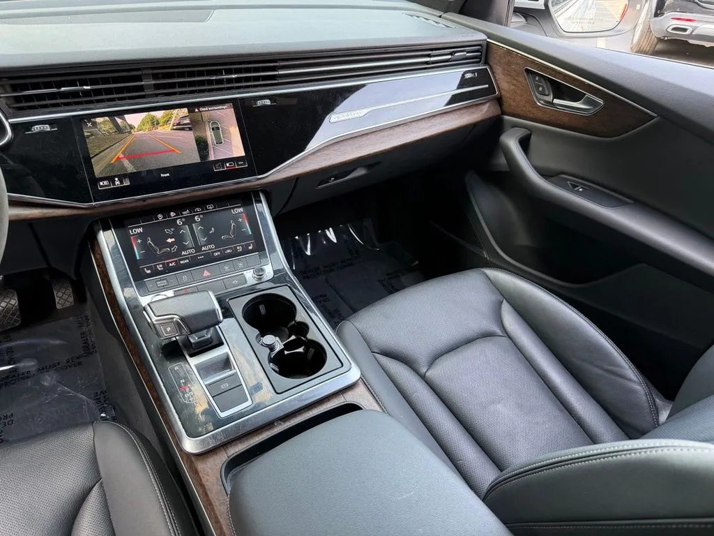 Audi Q8 photo 43