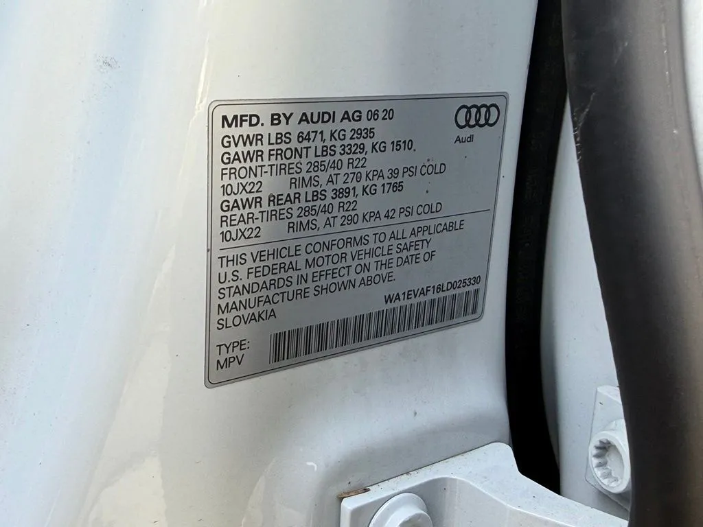 Audi Q8 photo 55