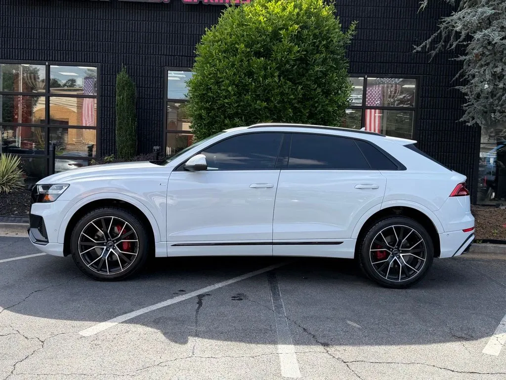Audi Q8 photo 9