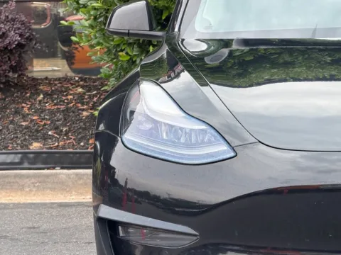 More photos of 2021 Tesla Model 3 Standard Range Plus at Gravity Autos Sandy Springs, GA