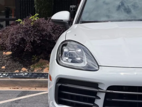 More photos of 2022 Porsche Cayenne at Gravity Autos Sandy Springs, GA